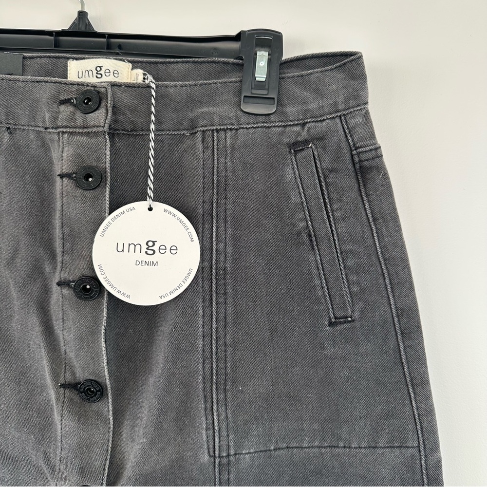 NWT Umgee Women's Gray Button-Front Skirt Size Large - Picture 2 of 9